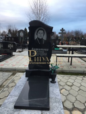 Памятник из гранита 348 — ritualum.ru